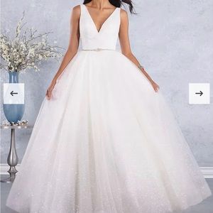 Brand new Alfred Angelo wedding gown